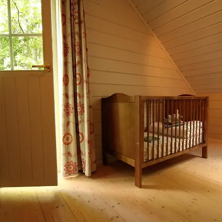 Countryside Chalet In Sur Ourthe With Sauna Balcony Bomal